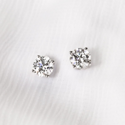 2 carat Lab Grown Diamond Stud Earrings