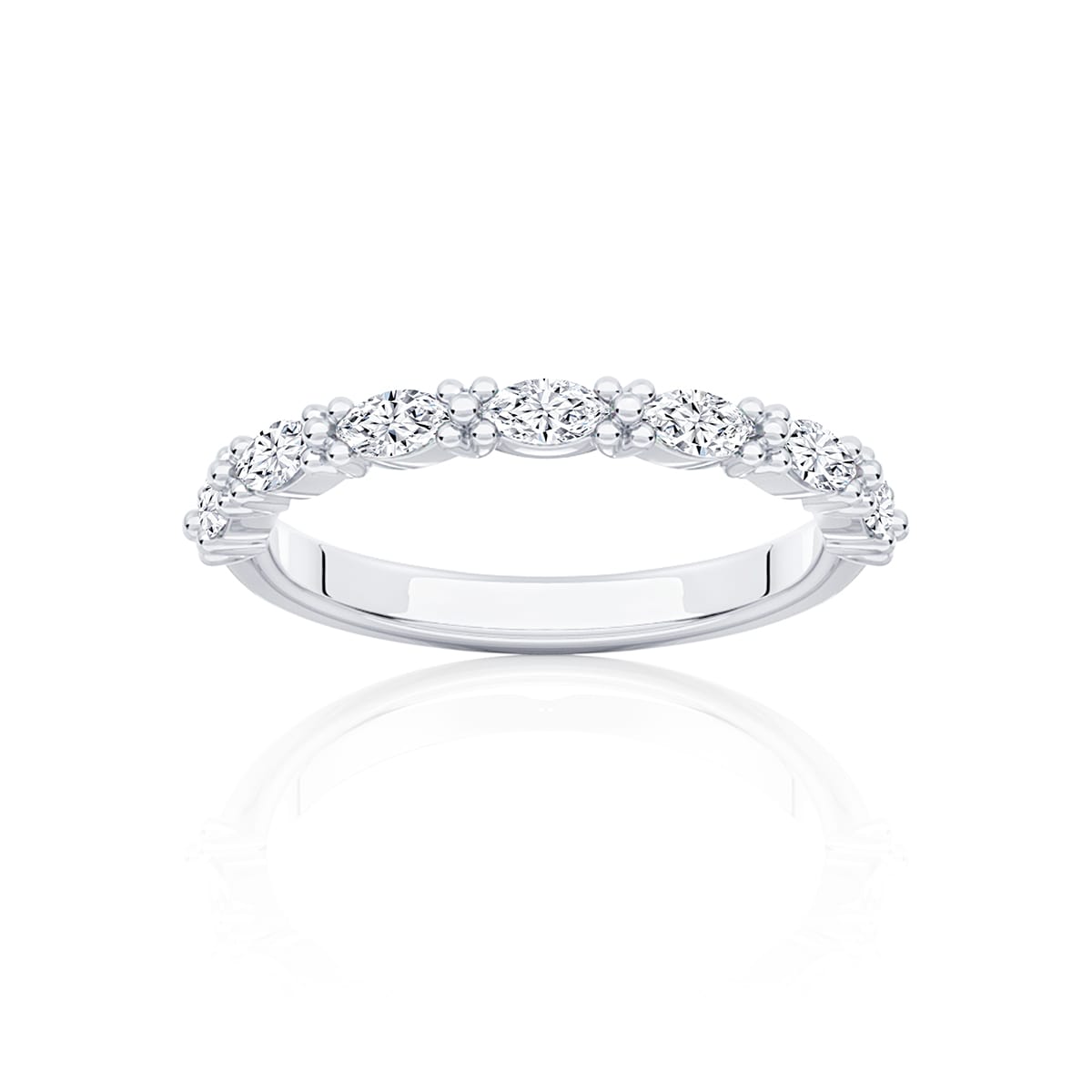 Diamond Classic Wedding Ring in White Gold | Daisy Chain