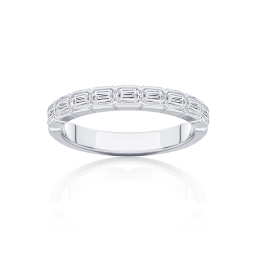 Diamond Classic Wedding Ring in Platinum | Isa